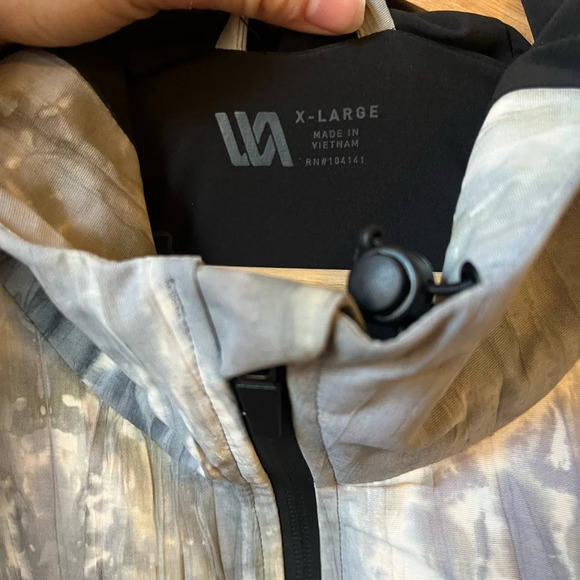 VRST Men's Trend Tie-Dye Jacket Multi Tie Dye, size XL - Picture 8 of 8